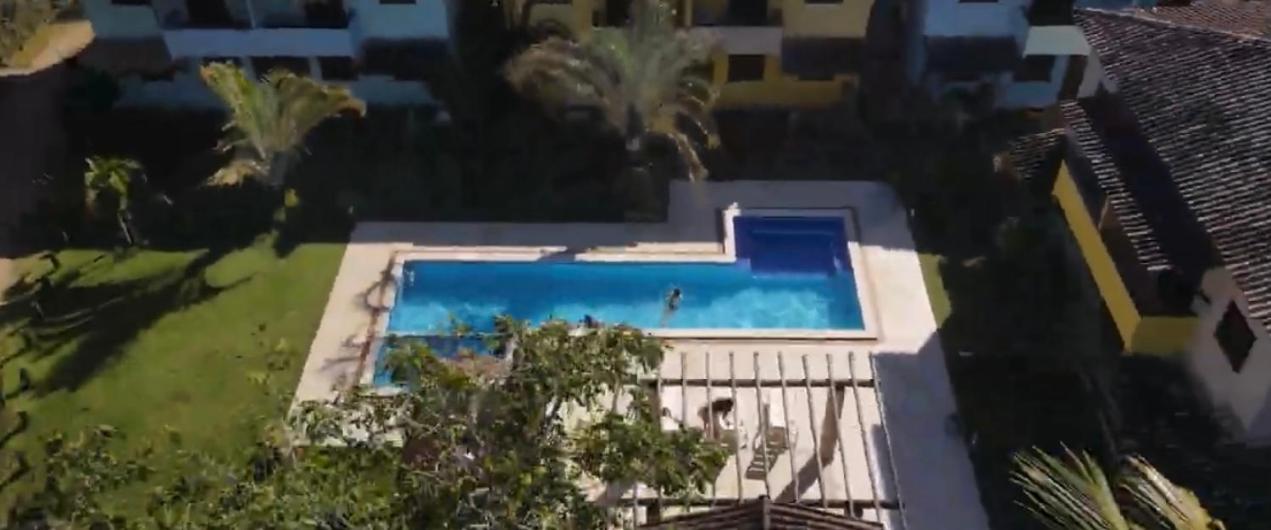 Em Pe Na Areia * Ilheus