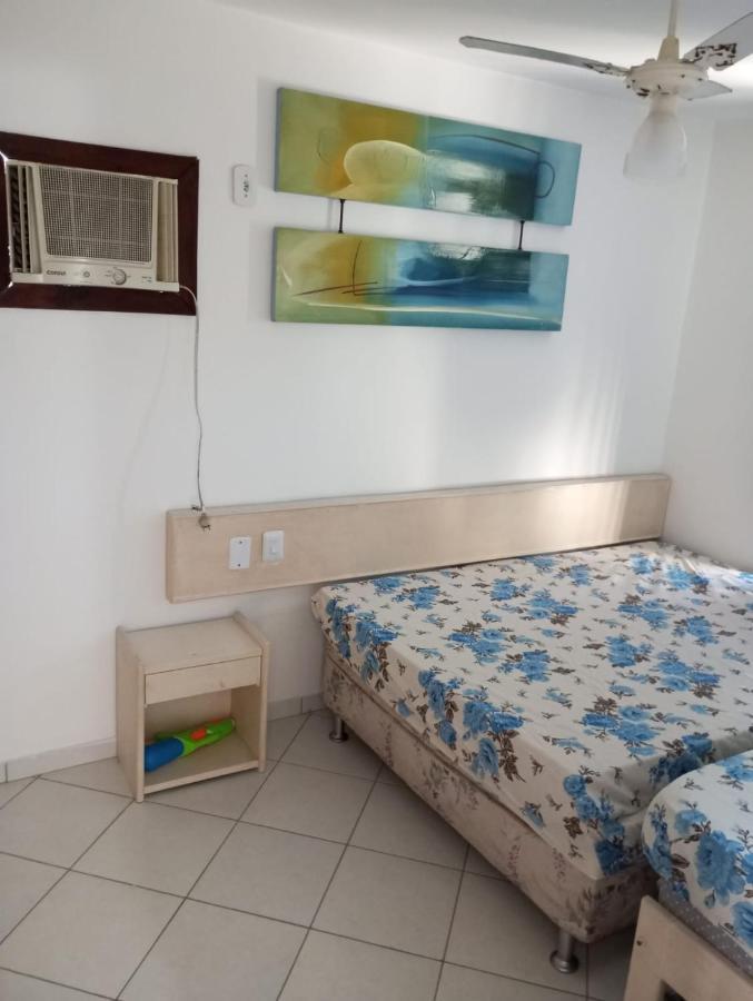 Em Pe Na Areia Ilheus