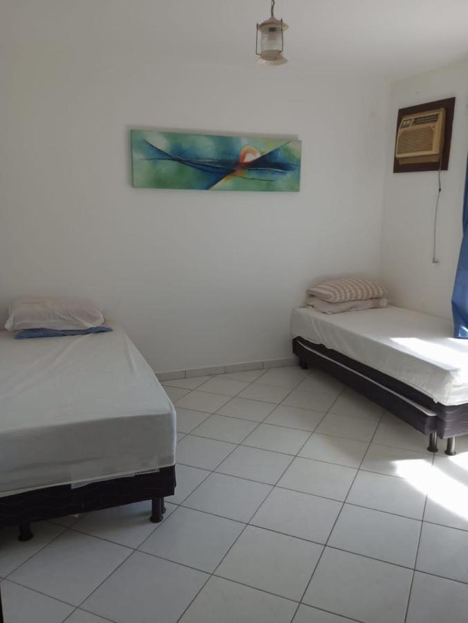 Em Pe Na Areia Ilheus